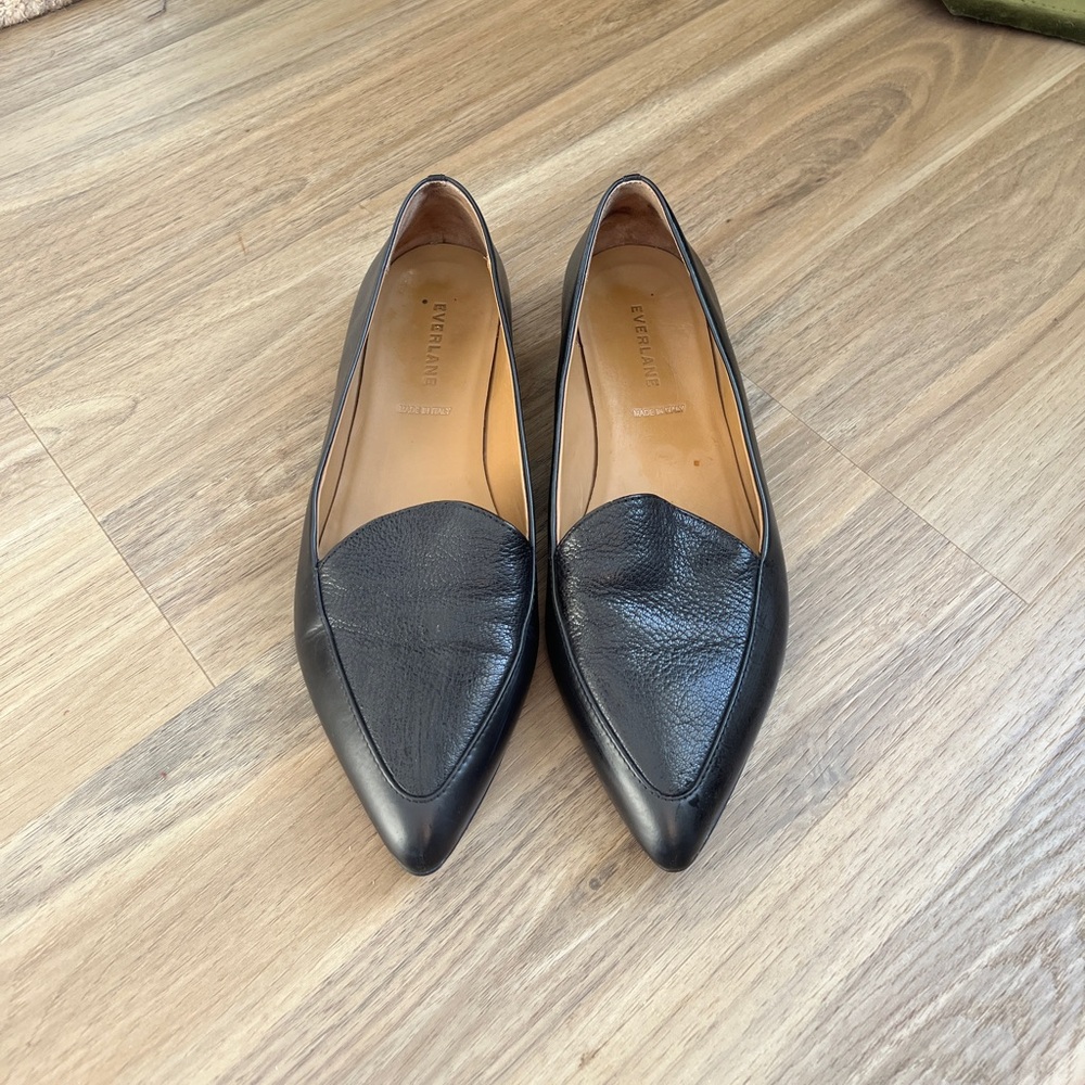 Everlane Black Pointed Leather Flats